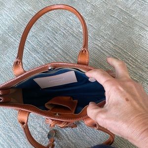 Hand bag